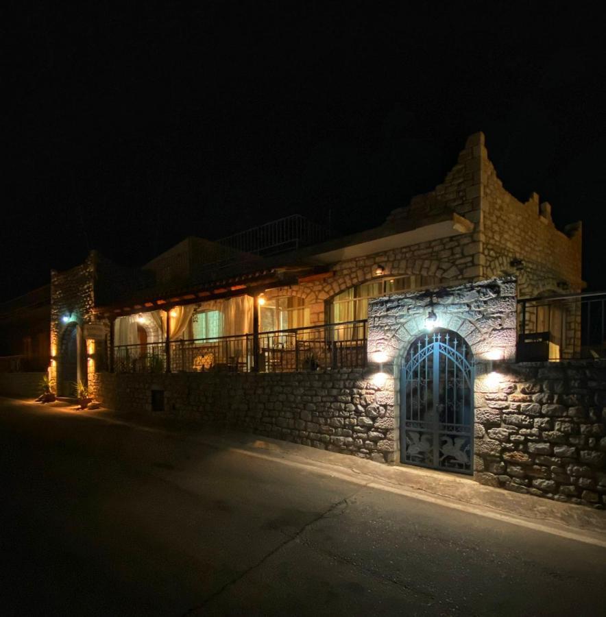 Kokkala Guestrooms Bagian luar foto
