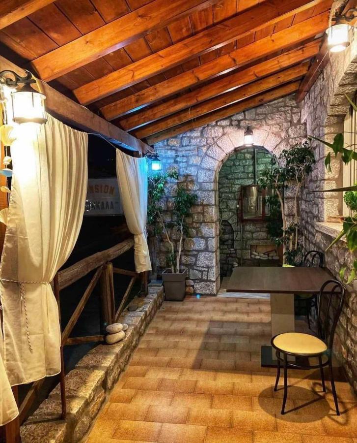 Kokkala Guestrooms Bagian luar foto
