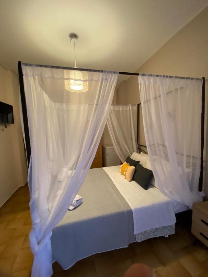 Kokkala Guestrooms Bagian luar foto