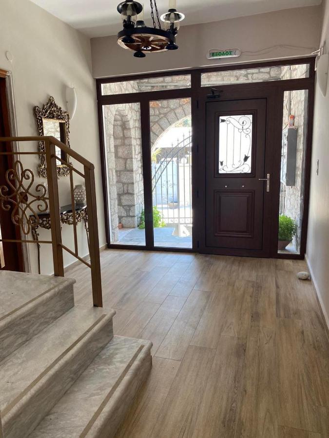 Kokkala Guestrooms Bagian luar foto
