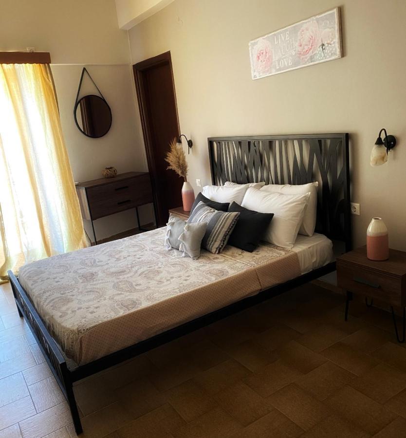 Kokkala Guestrooms Bagian luar foto