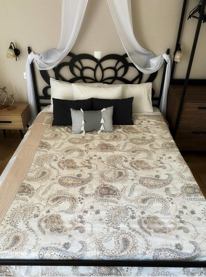 Kokkala Guestrooms Bagian luar foto