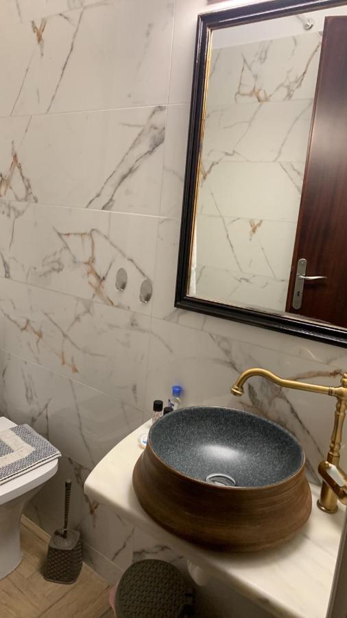 Kokkala Guestrooms Bagian luar foto